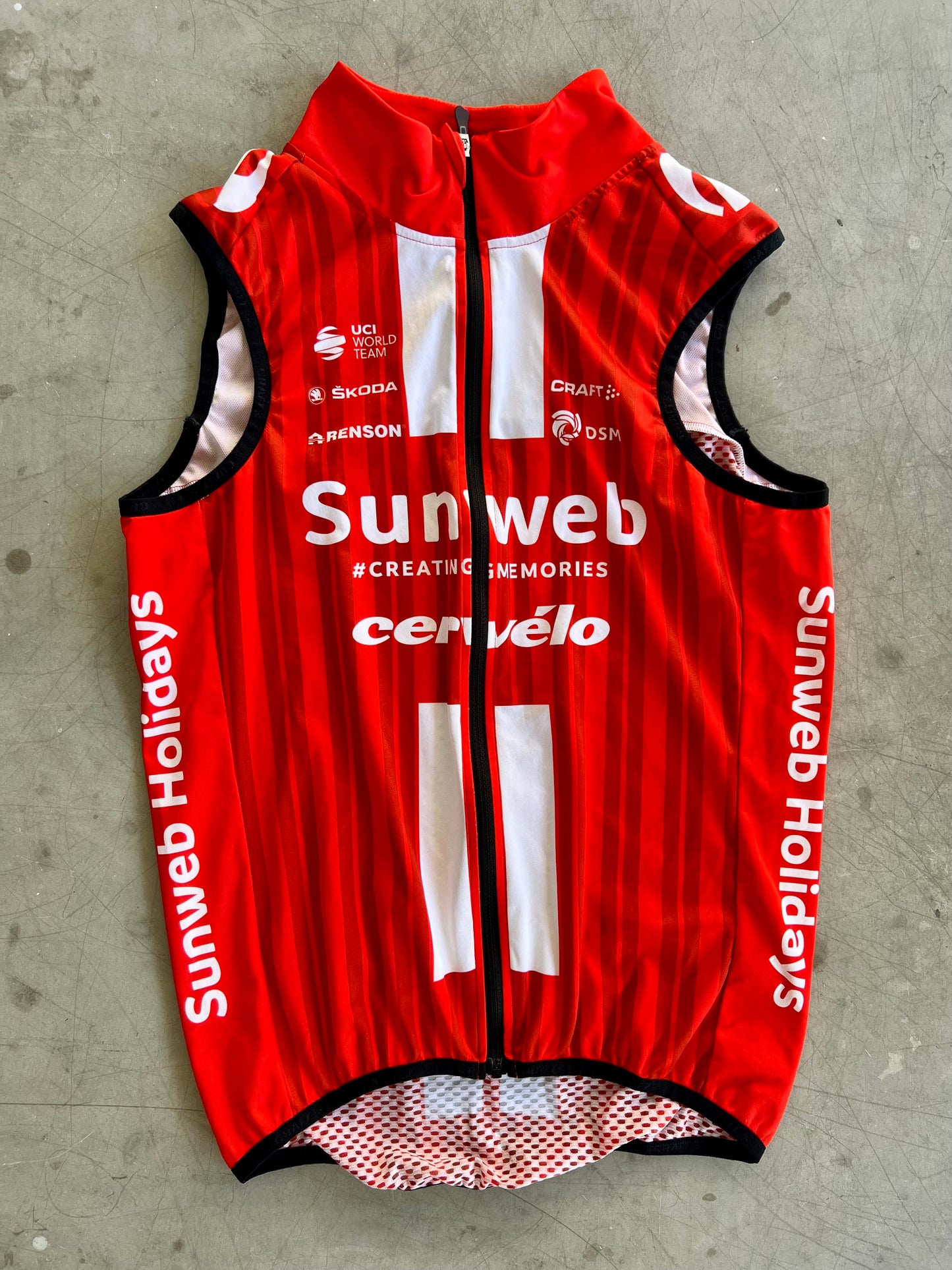 Sunweb 2020 | Craft Red Lightweight Wind Vest |  Size S | Rider-Issued Pro Team Kit